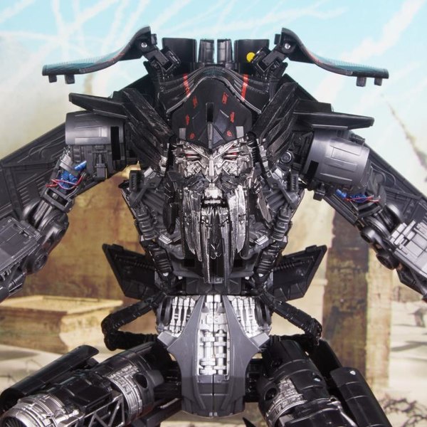 Jetfire Megatron Announced For Transformers Studio Series Leader Wave 2  (3 of 17)